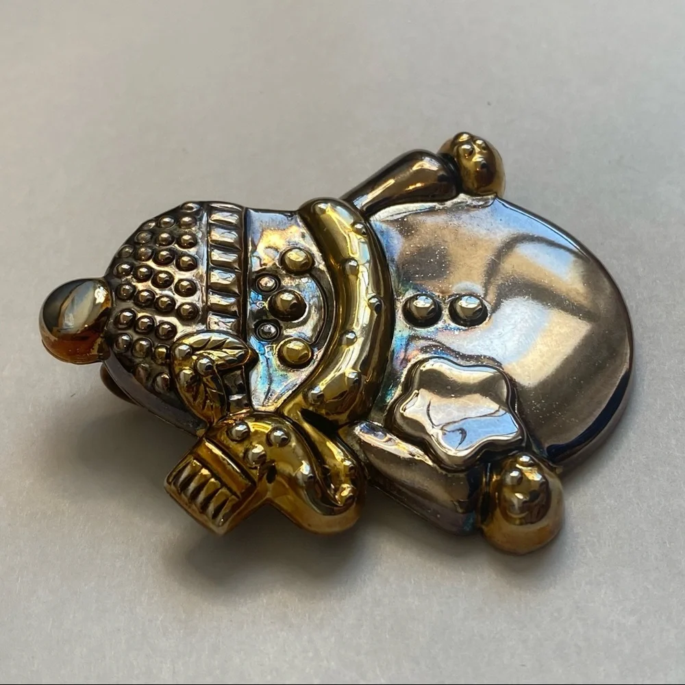 Vintage Best silver tone winter snowman‎ brooch lapel pin